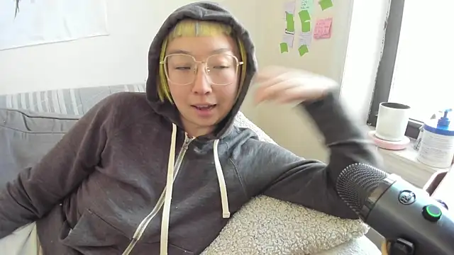 luxgray online show from 03/29/26, 04:18