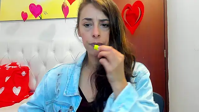 Snapshot of ScarletKings chatting on 02/13/25, 03:14 ScarletKings online show from 02/13/25, 03:14