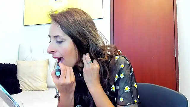 Snapshot of ScarletKings chatting on 03/04/25, 03:37 ScarletKings online show from 03/04/25, 03:37