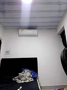 Liancy online show from 04/07/26, 11:59