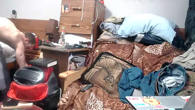 Snapshot of tongueispowerr6d9 chatting on 01/29/25, 05:09 tongueispowerr6d9 online show from 01/29/25, 05:09