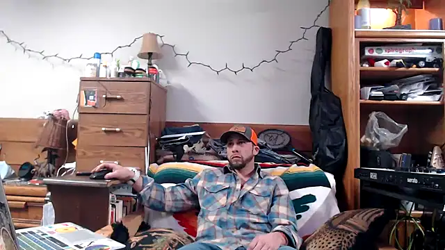 Snapshot of tongueispowerr6d9 chatting on 02/06/25, 04:42 tongueispowerr6d9 online show from 02/06/25, 04:42