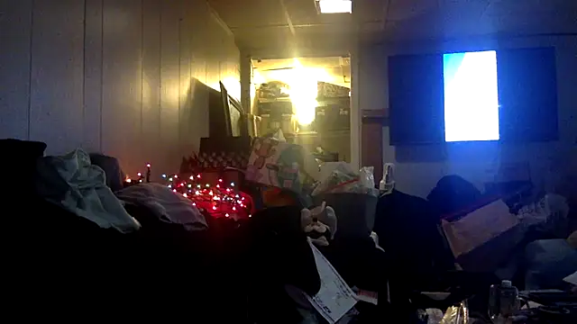 Snapshot of tongueispowerr6d9 chatting on 02/20/26, 08:53 tongueispowerr6d9 online show from 02/20/26, 08:53