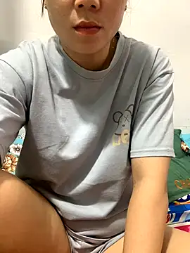 Baby-bigtits online show from 10/05/25, 12:09