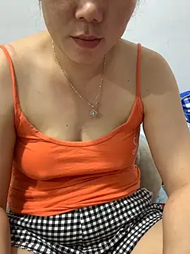 Baby-bigtits online show from 11/15/25, 12:13