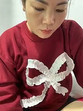 Baby-bigtits online show from 11/29/25, 03:09