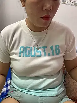 Baby-bigtits online show from 12/19/25, 04:08