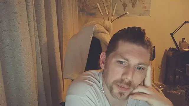 Snapshot of Rock_Pierce chatting on 01/27/25, 11:54 Rock Pierce online show from 01/27/25, 11:54