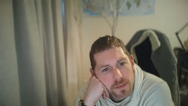 Snapshot of Rock_Pierce chatting on 01/28/25, 05:03 Rock Pierce online show from 01/28/25, 05:03