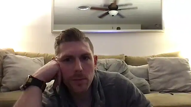 Snapshot of Rock_Pierce chatting on 02/04/25, 01:06 Rock Pierce online show from 02/04/25, 01:06