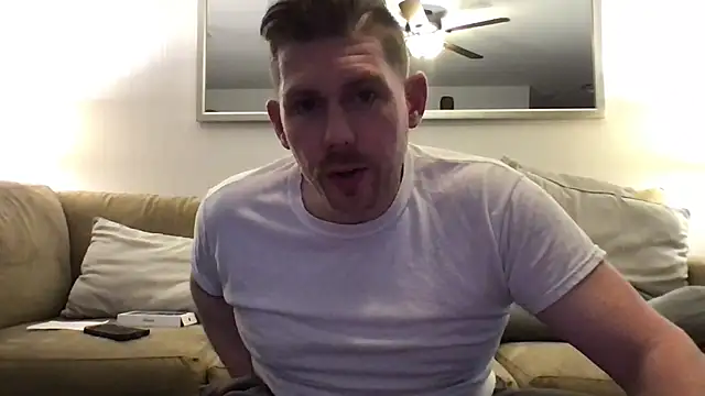 Snapshot of Rock_Pierce chatting on 02/07/25, 08:42 Rock Pierce online show from 02/07/25, 08:42