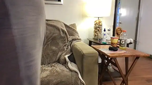 Snapshot of Rock_Pierce chatting on 09/22/25, 08:11 Rock Pierce online show from 09/22/25, 08:11