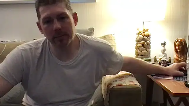 Snapshot of Rock_Pierce chatting on 10/30/25, 07:03 Rock Pierce online show from 10/30/25, 07:03