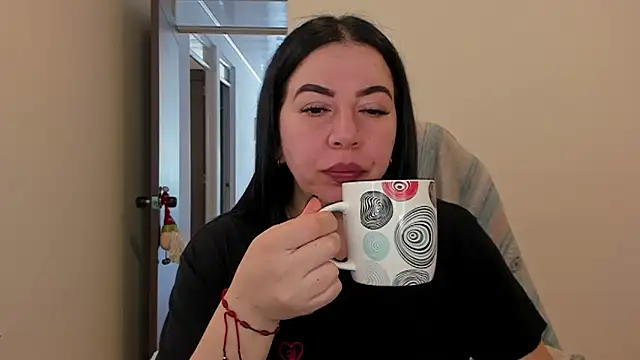 Im coco online show from 12/24/24, 02:12