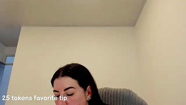 Im coco online show from 02/19/25, 02:34