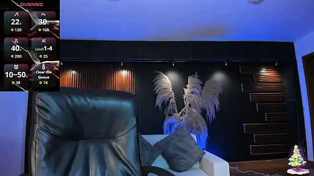 IsabellaaJoness online show from 12/18/25, 11:27