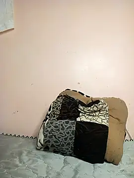 sweet rozie online show from 03/19/26, 05:44