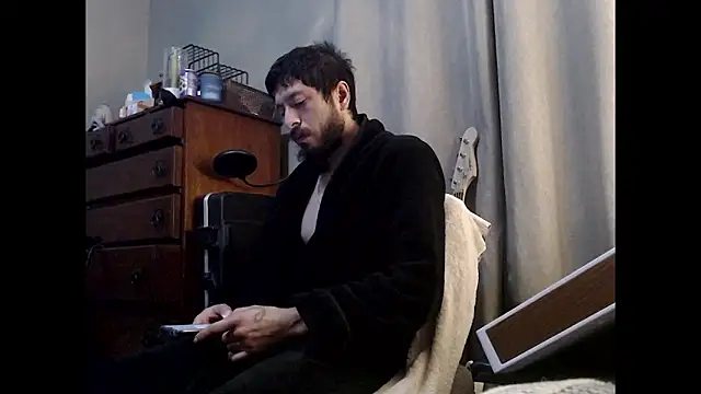 Snapshot of psil0cyb0rg chatting on 11/15/25, 03:59 psil0cyb0rg online show from 11/15/25, 03:59