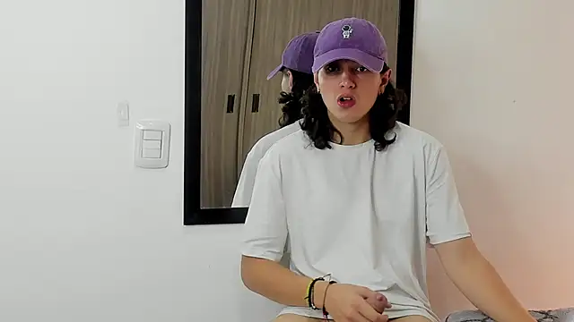 alex connorr online show from 01/31/25, 06:25