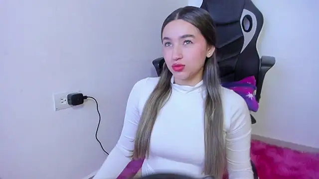 Sophie spencer1 online show from 12/17/25, 02:39