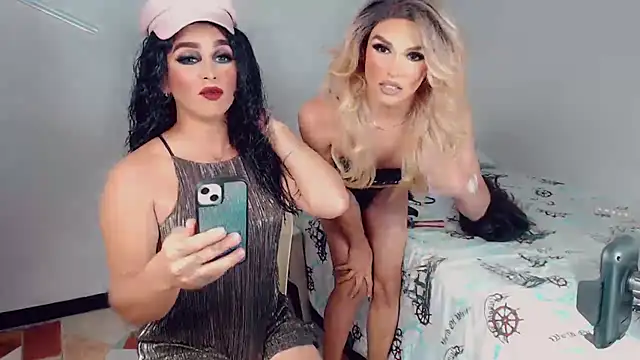 New Dolls online show from 10/25/25, 11:43