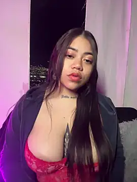 Snapshot of aliensexy chatting on 01/24/25, 02:39 aliensexy online show from 01/24/25, 02:39