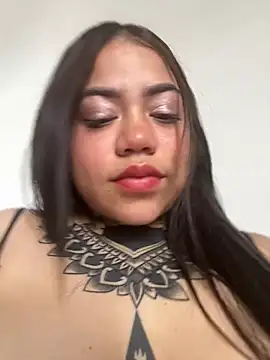 Snapshot of aliensexy chatting on 02/07/25, 07:06 aliensexy online show from 02/07/25, 07:06