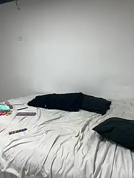 Snapshot of aliensexy chatting on 03/07/25, 06:57 aliensexy online show from 03/07/25, 06:57