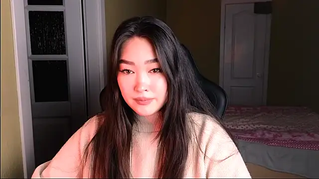 Erica Wayne online show from 01/28/25, 05:24