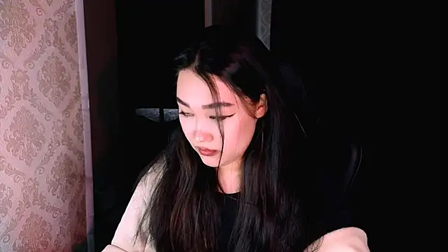 Erica Wayne online show from 10/30/25, 09:44