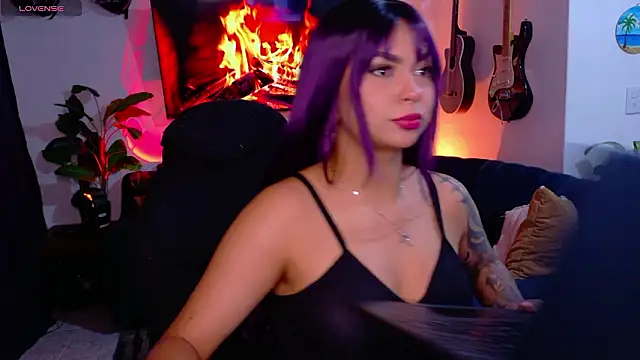 Snapshot of pandorabeker chatting on 03/24/26, 12:48 pandorabeker online show from 03/24/26, 12:48