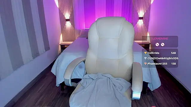 Snapshot of Anna_parkker_ chatting on 02/06/25, 07:45 Anna parkker  online show from 02/06/25, 07:45