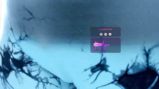 Snapshot of Anna_parkker_ chatting on 02/08/25, 07:49 Anna parkker  online show from 02/08/25, 07:49