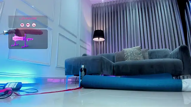 Snapshot of Anna_parkker_ chatting on 02/22/25, 10:20 Anna parkker  online show from 02/22/25, 10:20