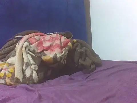 Snapshot of hot_ebonys1 chatting on 12/19/25, 04:08 hot ebonys1 online show from 12/19/25, 04:08