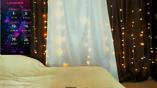 Snapshot of Adriana_Sweet_24 chatting on 03/28/26, 08:47 Adriana Sweet 24 online show from 03/28/26, 08:47