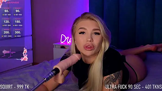 DreamPussyy online show from 11/01/25, 03:52