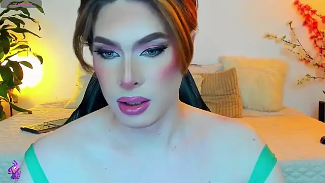 Snapshot of mike_blossom chatting on 04/17/26, 02:20 mike blossom online show from 04/17/26, 02:20