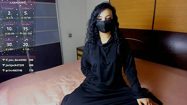 habibi moon online show from 01/18/25, 02:44