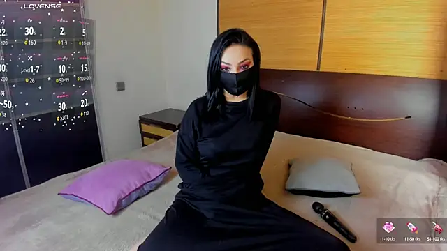 habibi moon online show from 09/26/25, 02:59