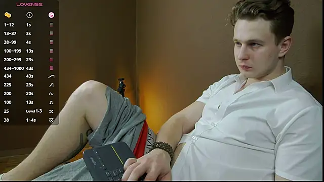 Snapshot of charlie_smiley chatting on 12/03/24, 05:31 charlie smiley online show from 12/03/24, 05:31