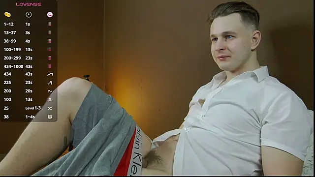 Snapshot of charlie_smiley chatting on 12/05/24, 10:12 charlie smiley online show from 12/05/24, 10:12