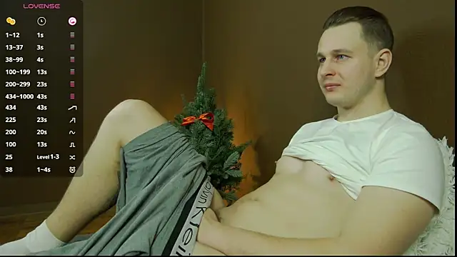 Snapshot of charlie_smiley chatting on 12/18/24, 05:48 charlie smiley online show from 12/18/24, 05:48