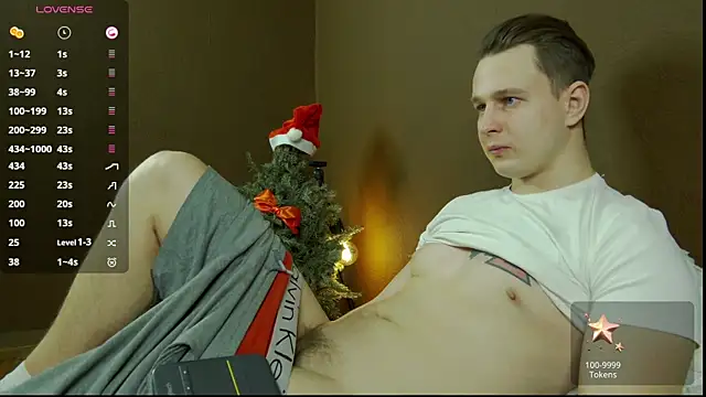 Snapshot of charlie_smiley chatting on 01/05/25, 01:03 charlie smiley online show from 01/05/25, 01:03