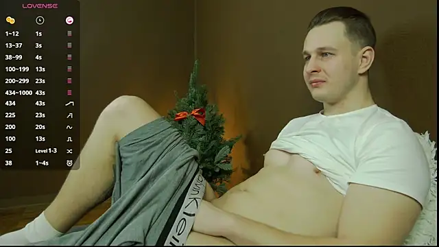 Snapshot of charlie_smiley chatting on 01/05/25, 04:04 charlie smiley online show from 01/05/25, 04:04