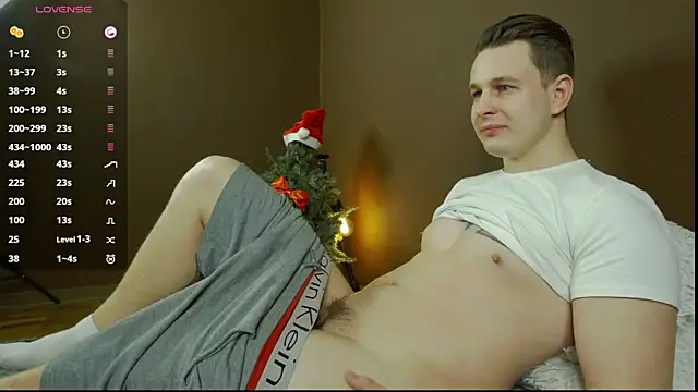 Snapshot of charlie_smiley chatting on 01/19/25, 08:51 charlie smiley online show from 01/19/25, 08:51