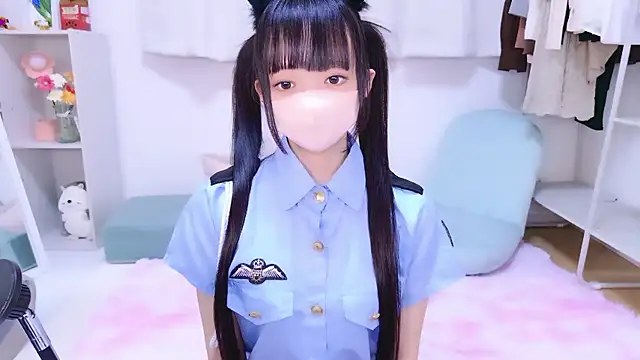 Snapshot of 86_haru chatting on 11/24/25, 02:28 86 haru online show from 11/24/25, 02:28