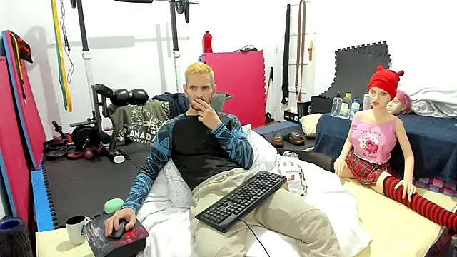 Snapshot of Samurayjiu chatting on 11/12/25, 04:29 Samurayjiu online show from 11/12/25, 04:29