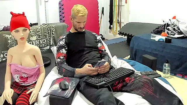 Snapshot of Samurayjiu chatting on 11/16/25, 05:07 Samurayjiu online show from 11/16/25, 05:07