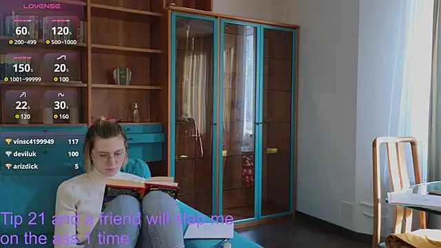 EmmaFisherf online show from 03/05/25, 09:49